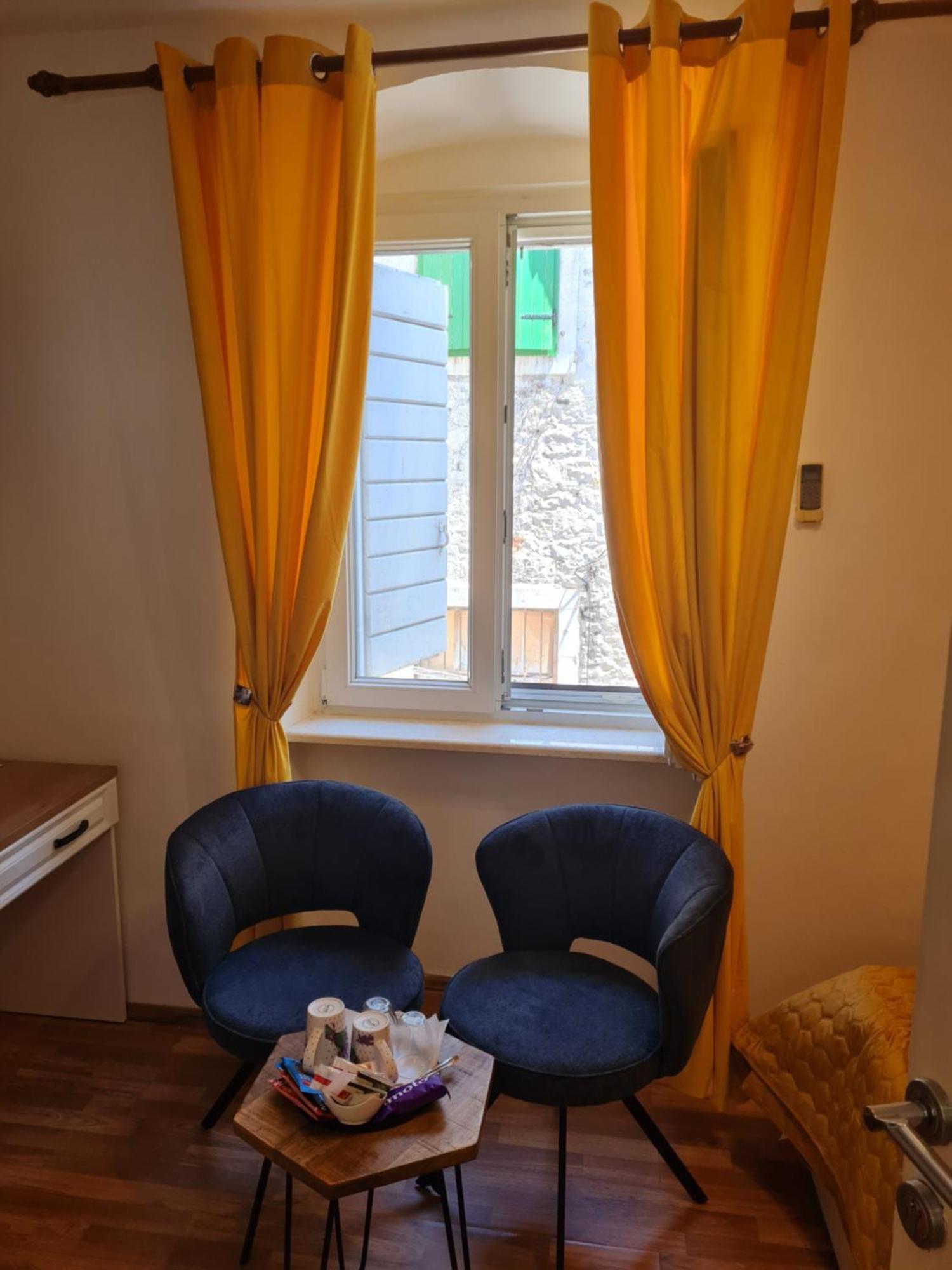 Inchy Accommodation - In The Center Of Diocletian'S Palace Split Exterior foto